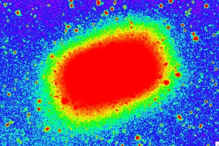 Обнаружена «прямоугольная» галактика