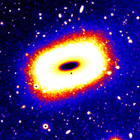 Обнаружена «прямоугольная» галактика