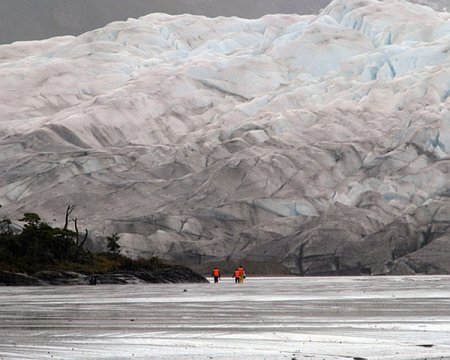 На здоровье ледников влияет не только температура, но и осадки