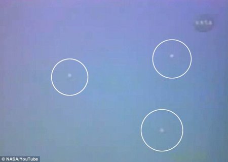 НЛО снятое с борта шаттла "Атлантис"