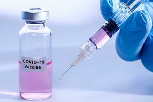 Вторая вакцина от коронавируса уже зарегистрирована